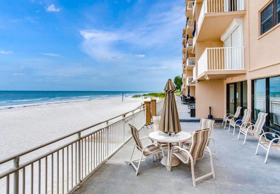 Image 63 of 77 For 18650 Gulf Boulevard 305