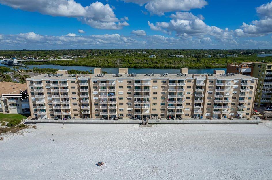 Image 70 of 77 For 18650 Gulf Boulevard 305