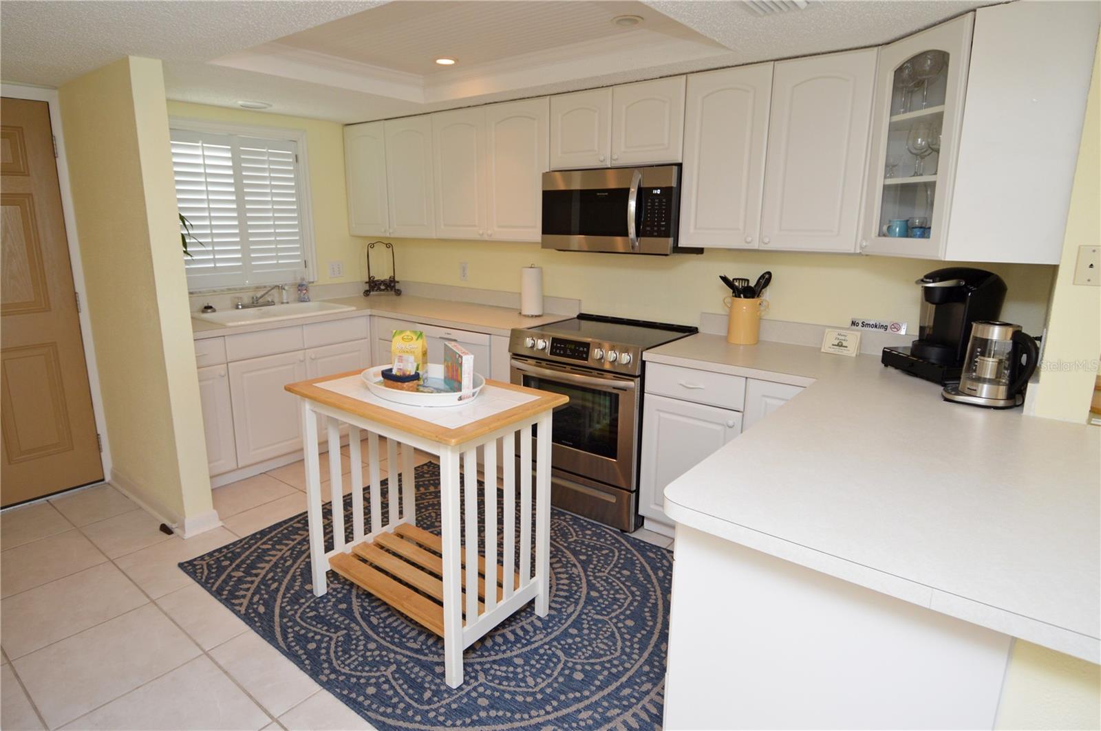 Image 8 of 77 For 18650 Gulf Boulevard 305