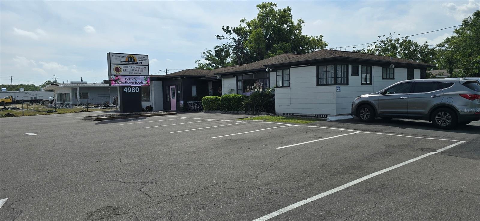 Image 3 of 12 For 4980 38th Avenue N