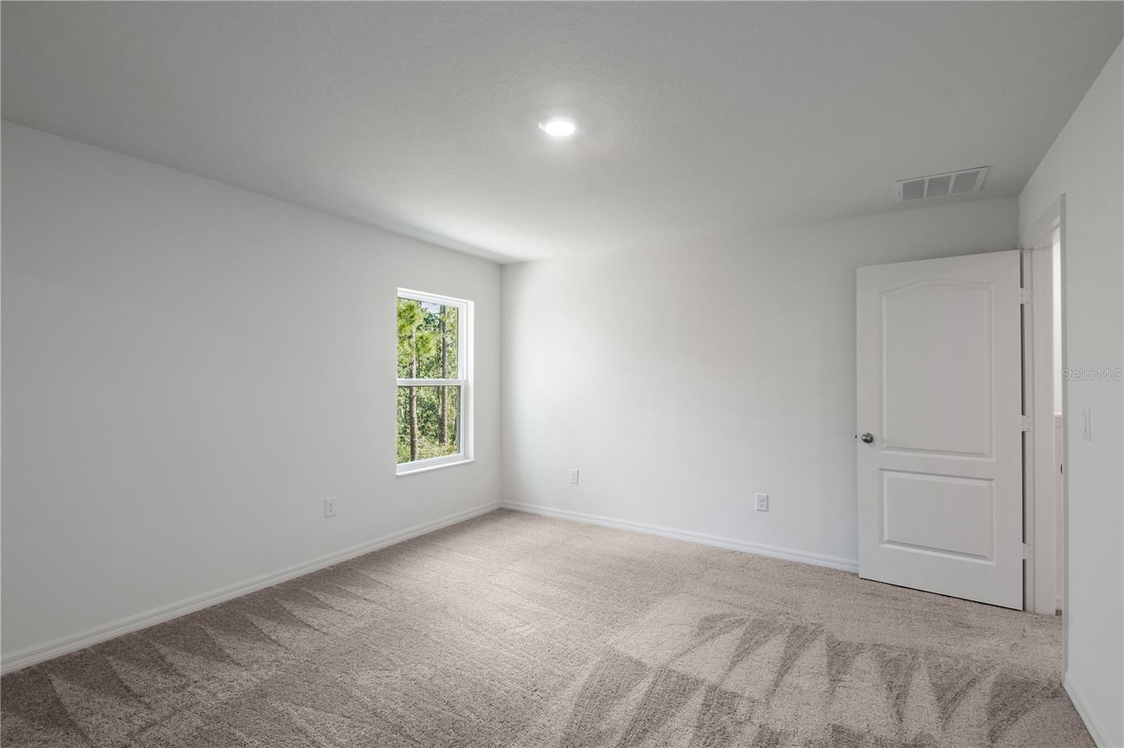 Image 13 of 20 For 596 Bay Leaf Drive