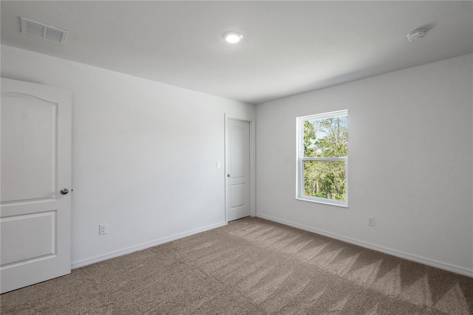 Image 18 of 20 For 596 Bay Leaf Drive