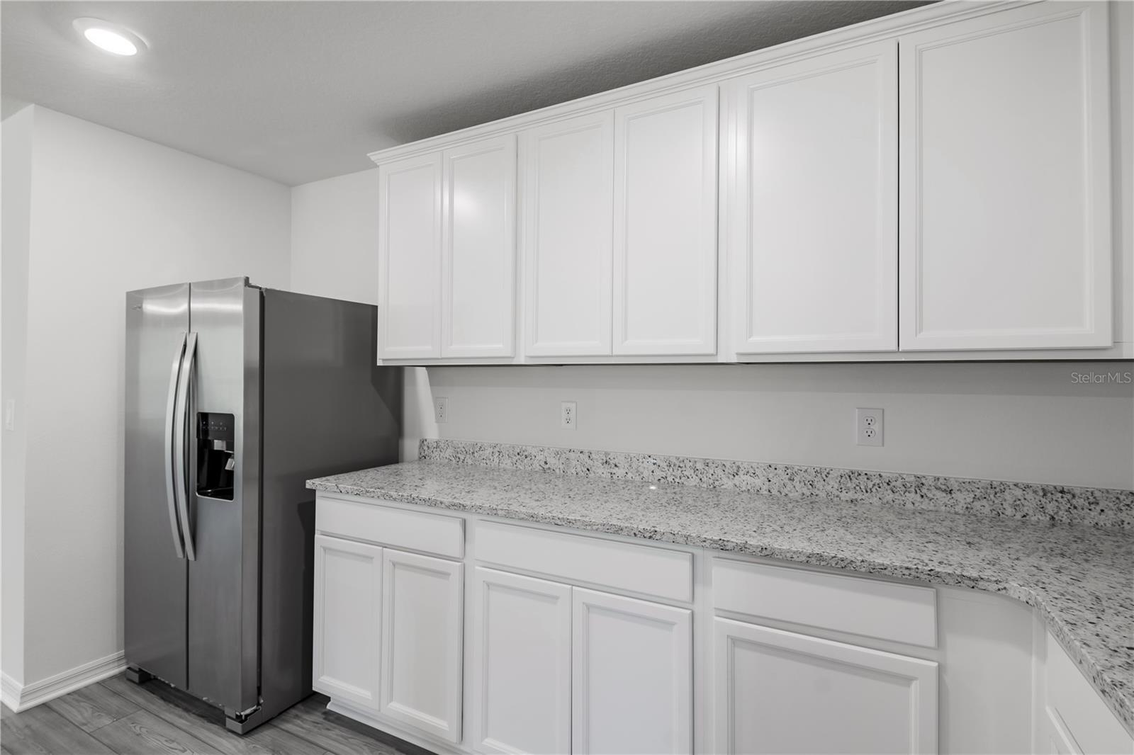 Image 4 of 20 For 596 Bay Leaf Drive