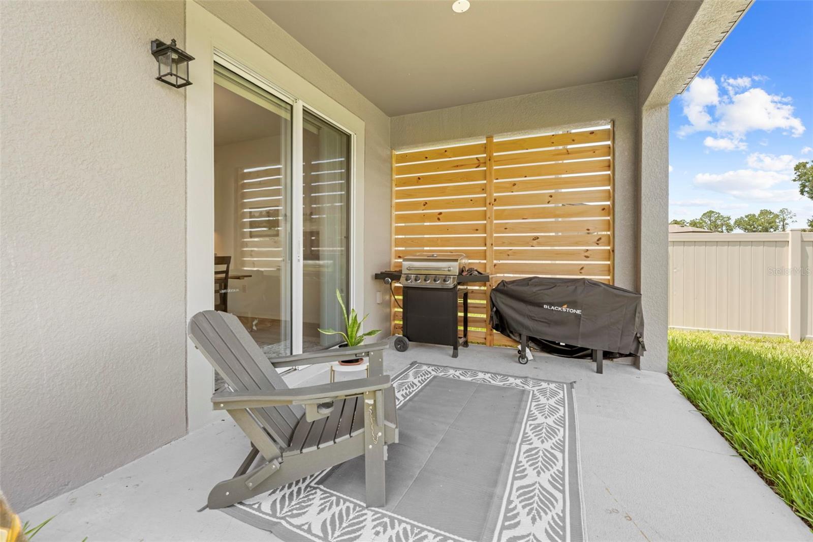 Listing photo id 84 for 12107 Nouveau Avenue