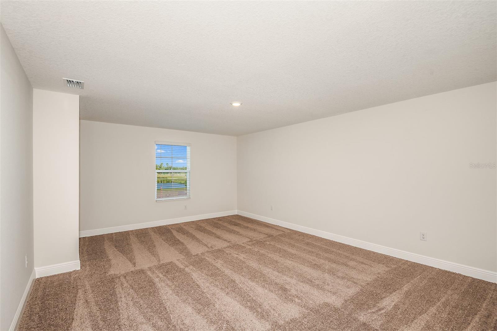 Image 17 of 26 For 10025 Surrey Rose Drive