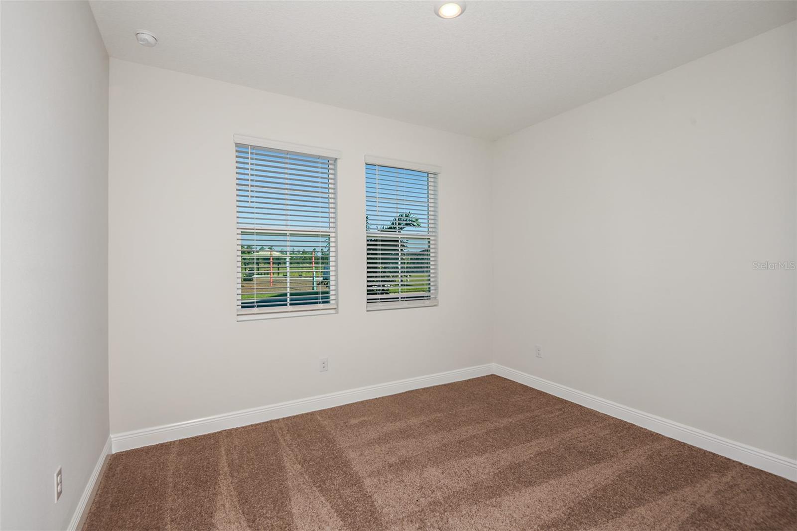 Image 26 of 26 For 10025 Surrey Rose Drive