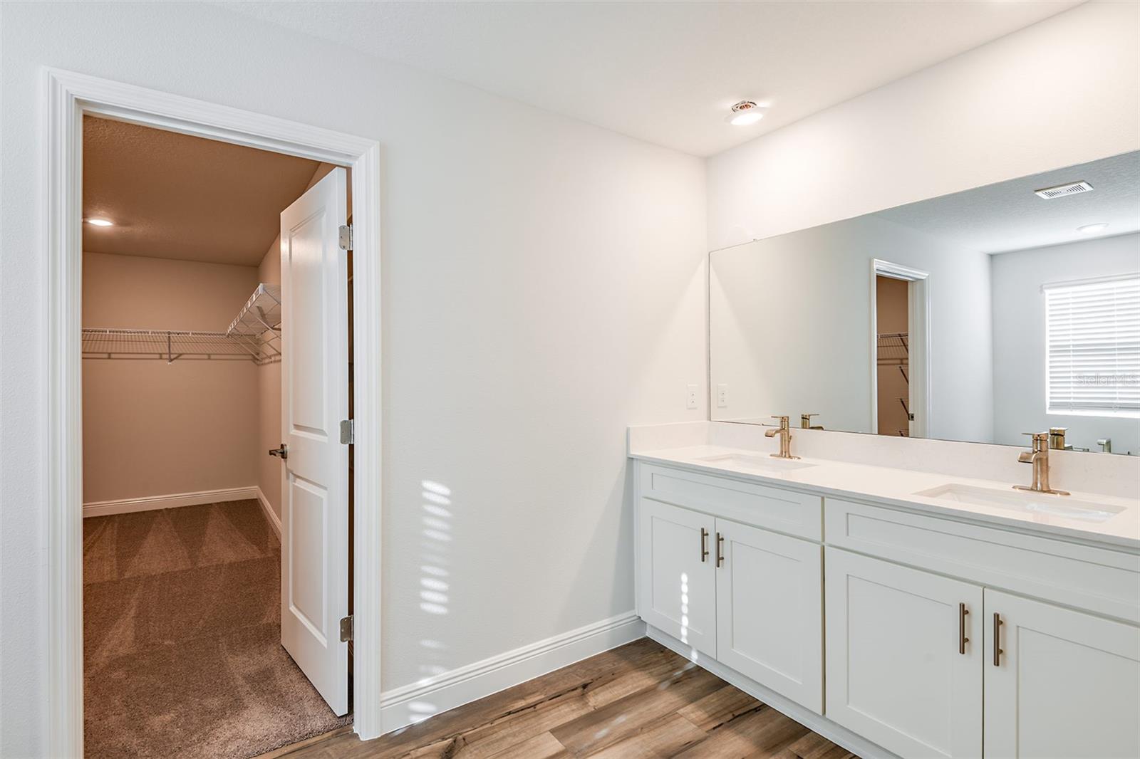 Image 9 of 26 For 10025 Surrey Rose Drive