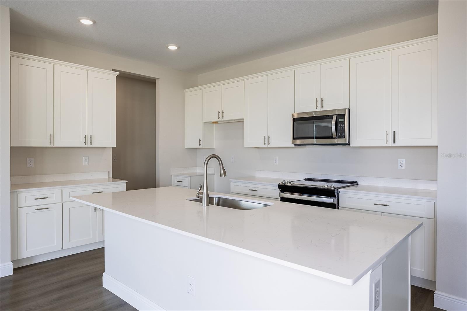 Image 10 of 29 For 10037 Surrey Rose Drive