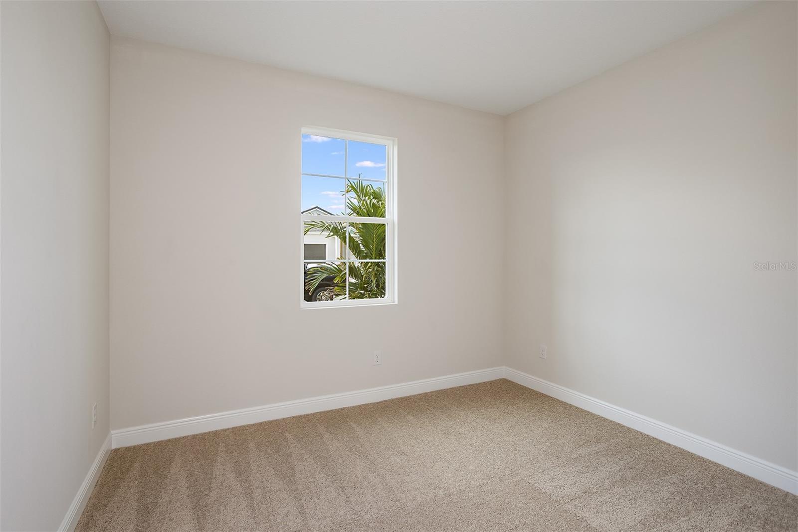 Image 21 of 29 For 10037 Surrey Rose Drive