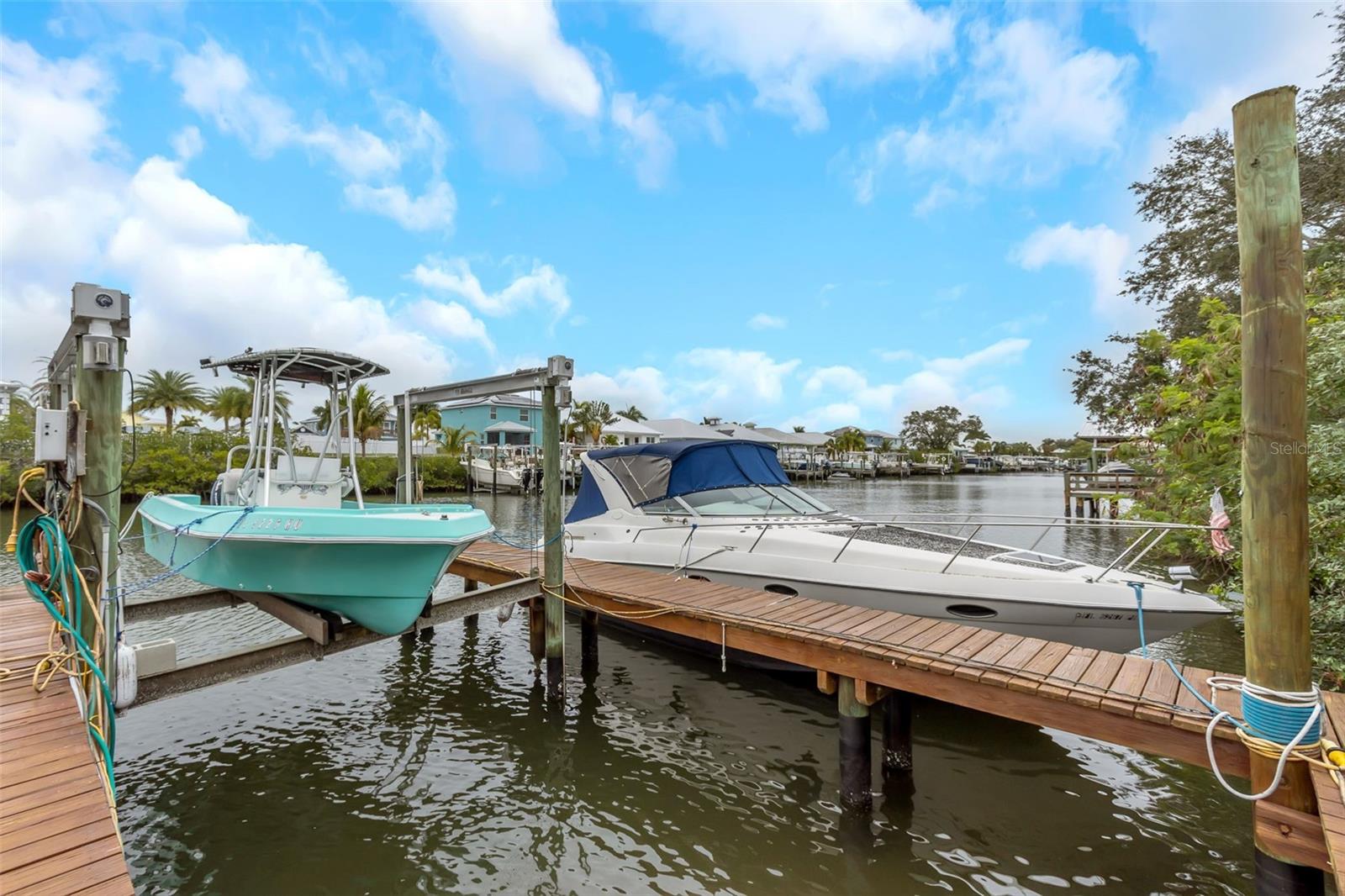 Image 31 of 96 For 424 Island Cay Way