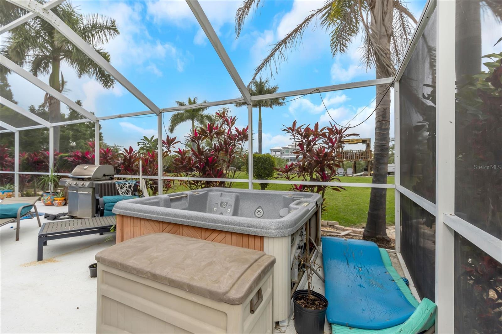 Image 38 of 96 For 424 Island Cay Way