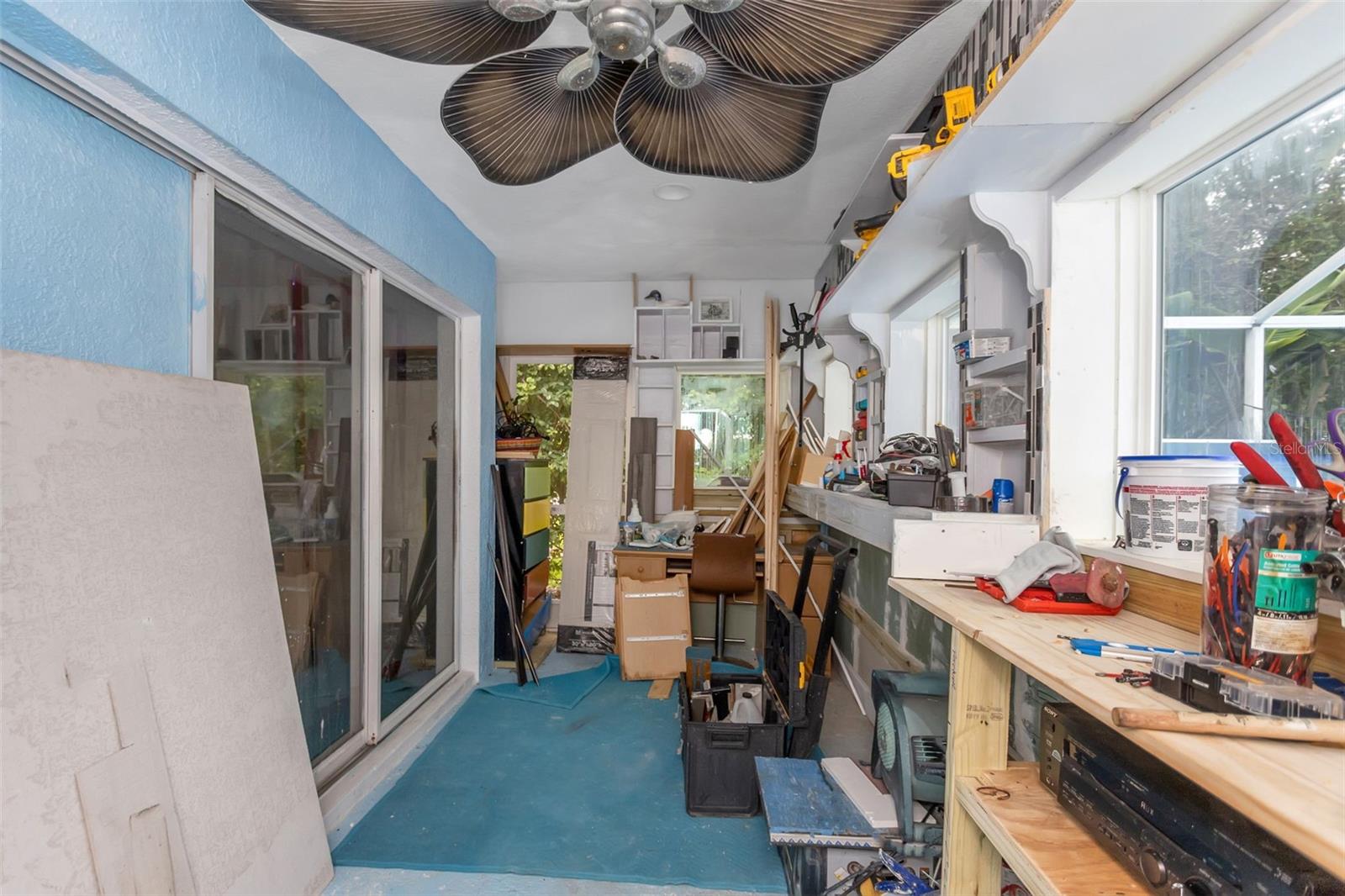 Image 40 of 96 For 424 Island Cay Way