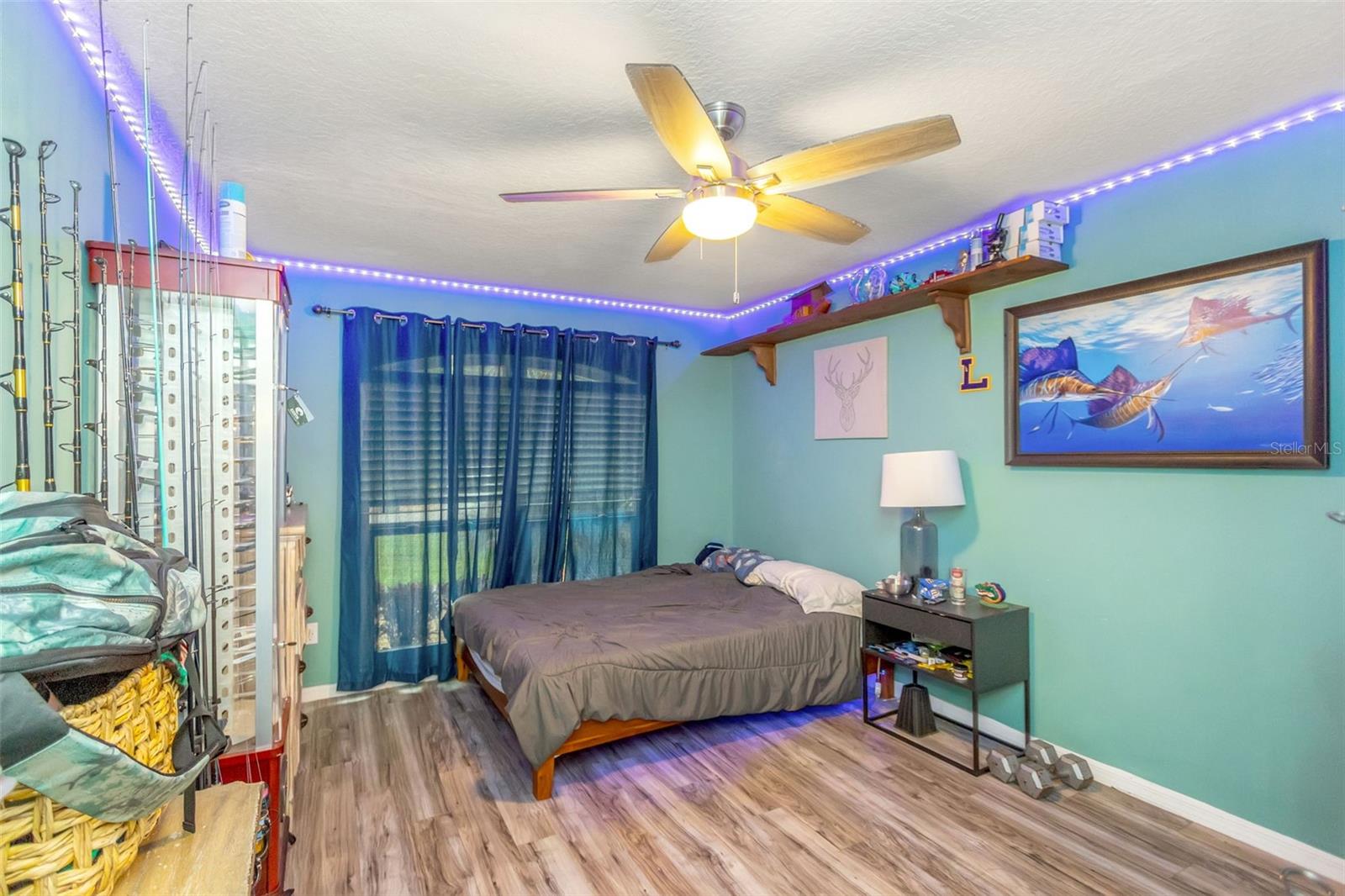 Image 43 of 96 For 424 Island Cay Way