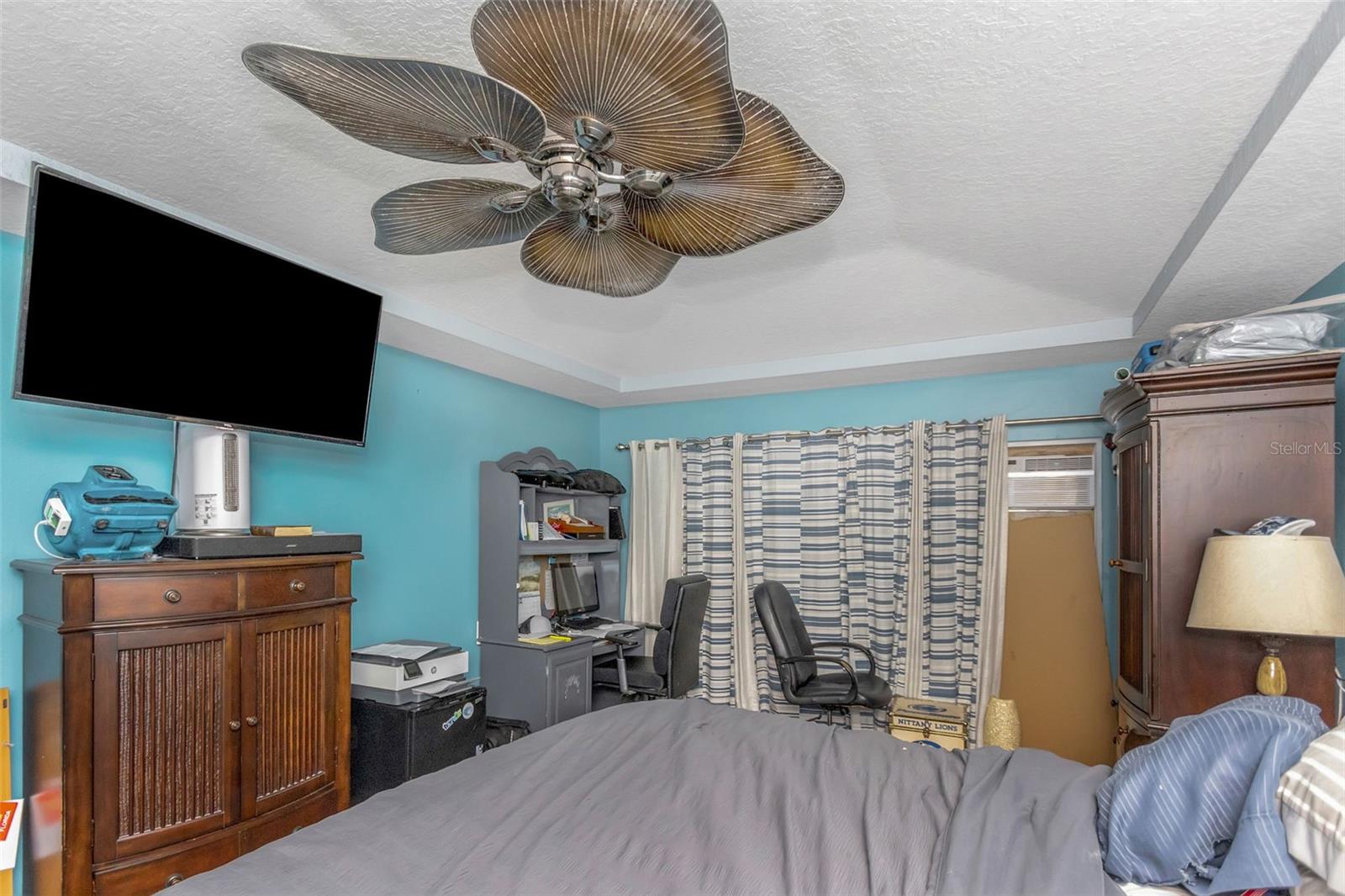 Image 54 of 96 For 424 Island Cay Way