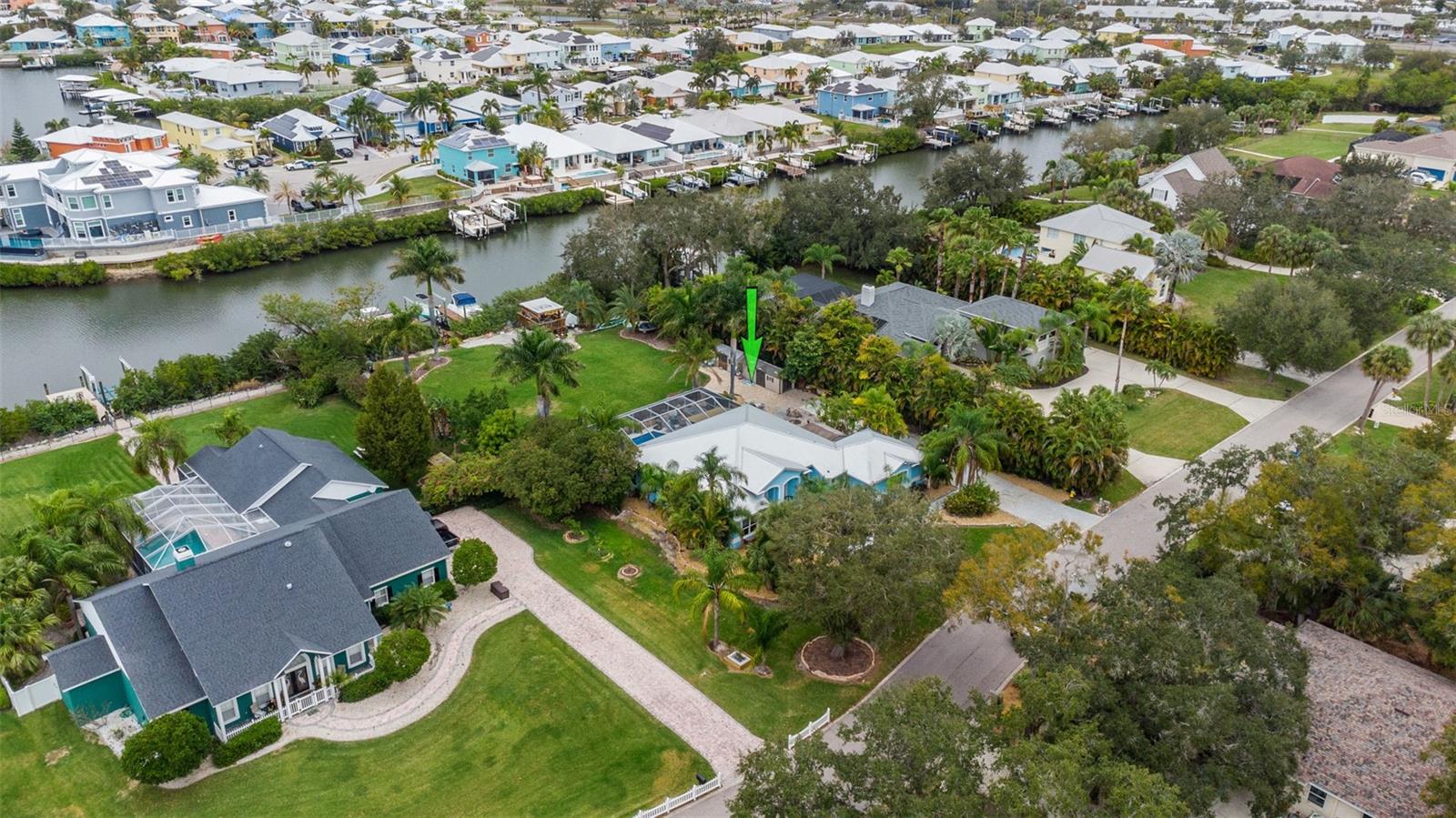 Image 74 of 96 For 424 Island Cay Way