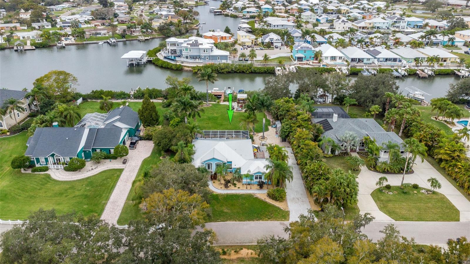 Image 75 of 96 For 424 Island Cay Way