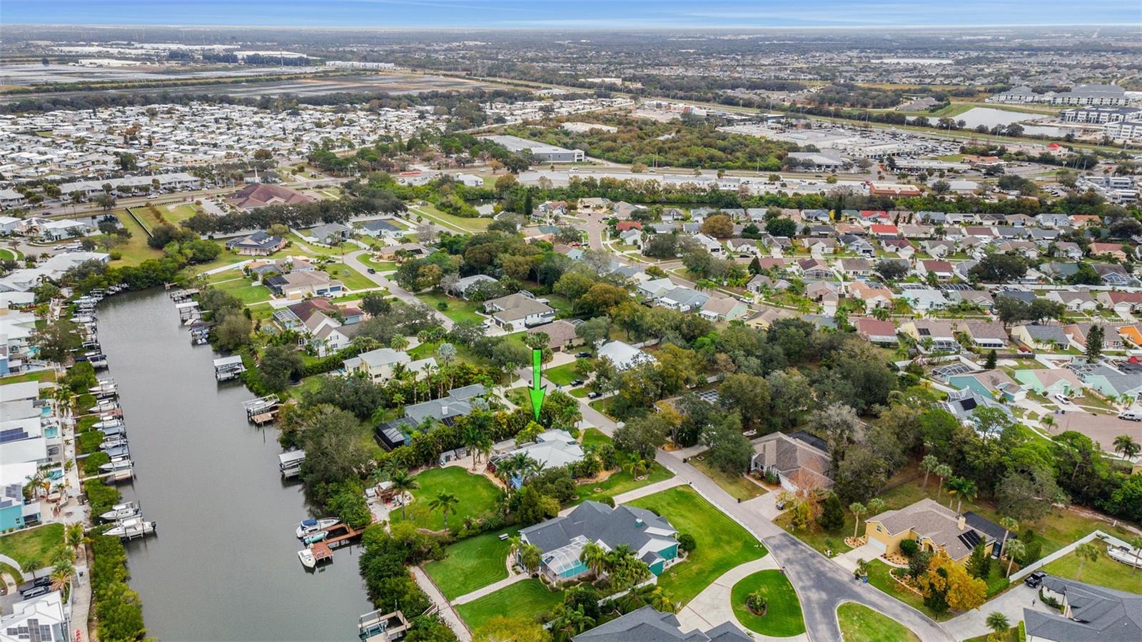 Image 79 of 96 For 424 Island Cay Way