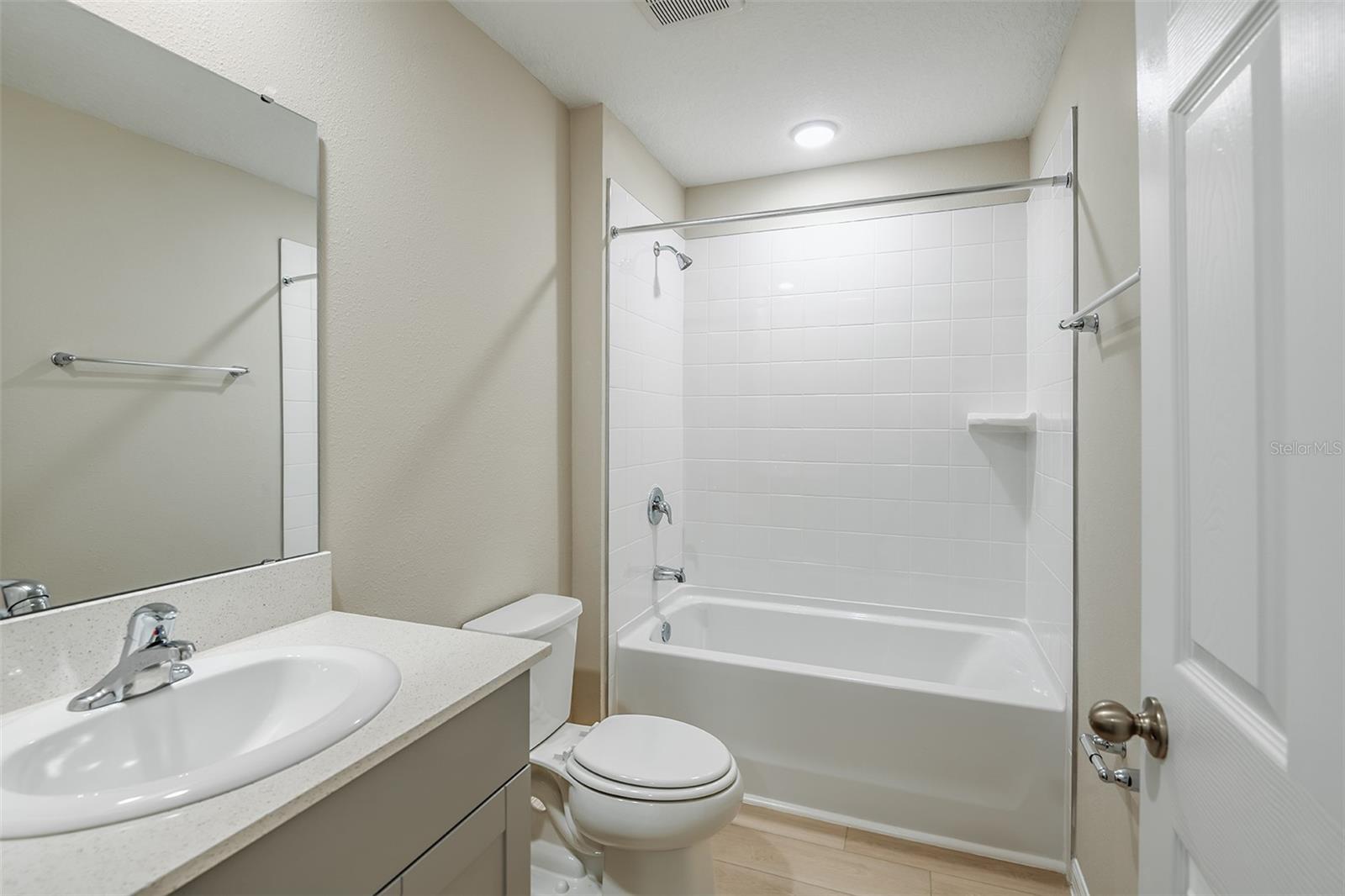 Image 17 of 21 For 37238 Sagemoor Drive
