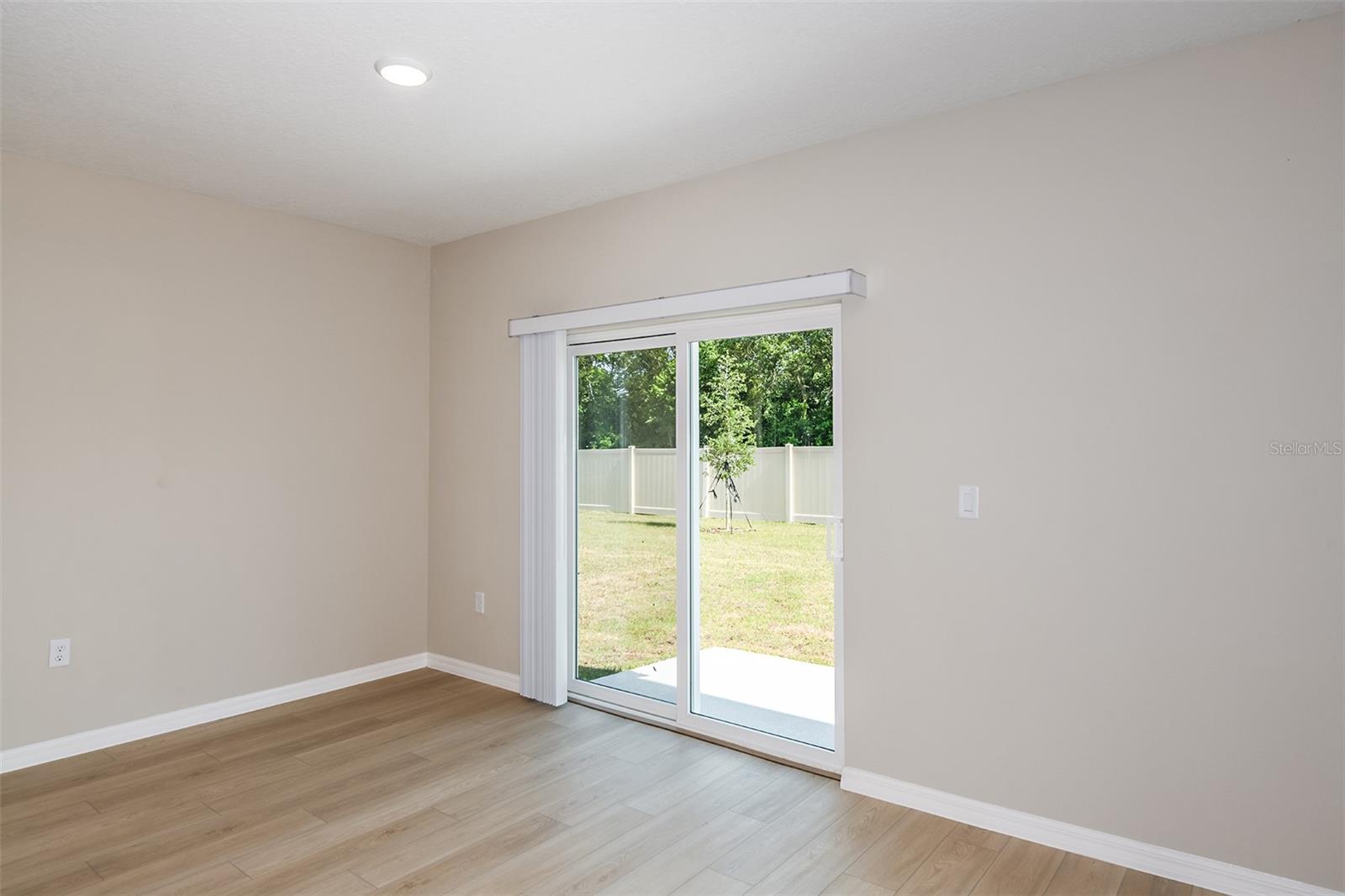 Image 9 of 21 For 37238 Sagemoor Drive