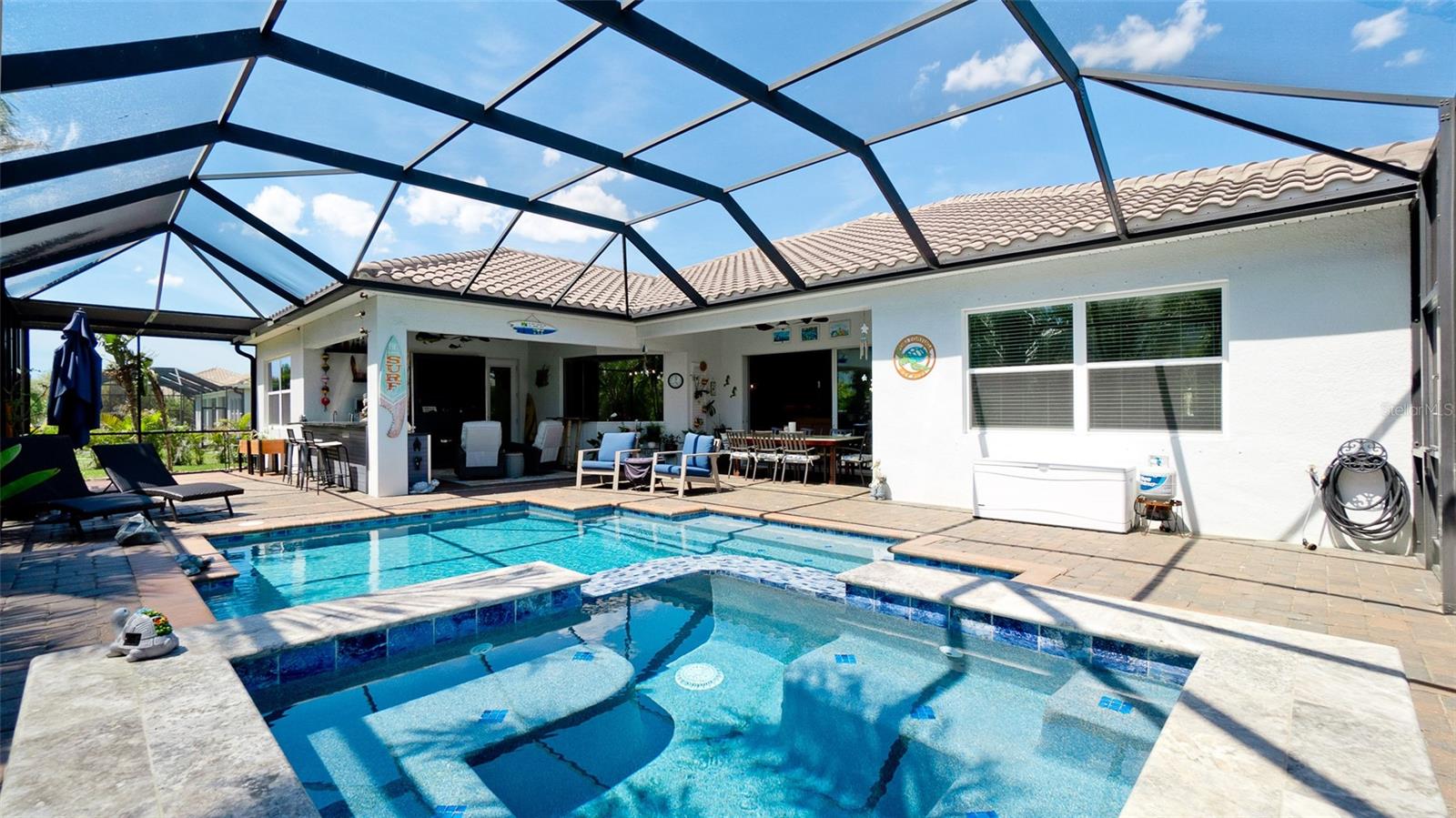 Image 4 of 50 For 16612 5th Avenue E