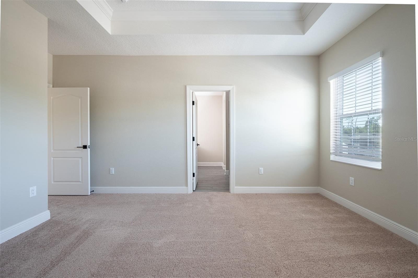 Image 4 of 7 For 7869 Somersworth Drive