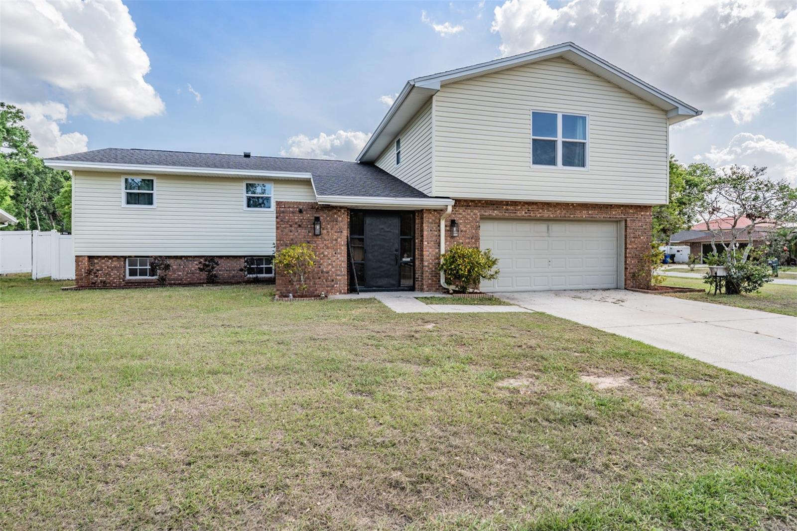Image 9 of 11 For 206 Soldier Court
