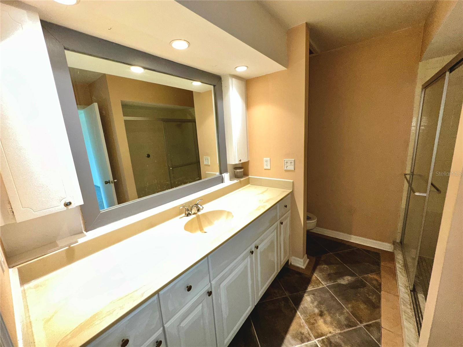 Image 20 of 58 For 5454 Saddlebrook Way Unit # 2