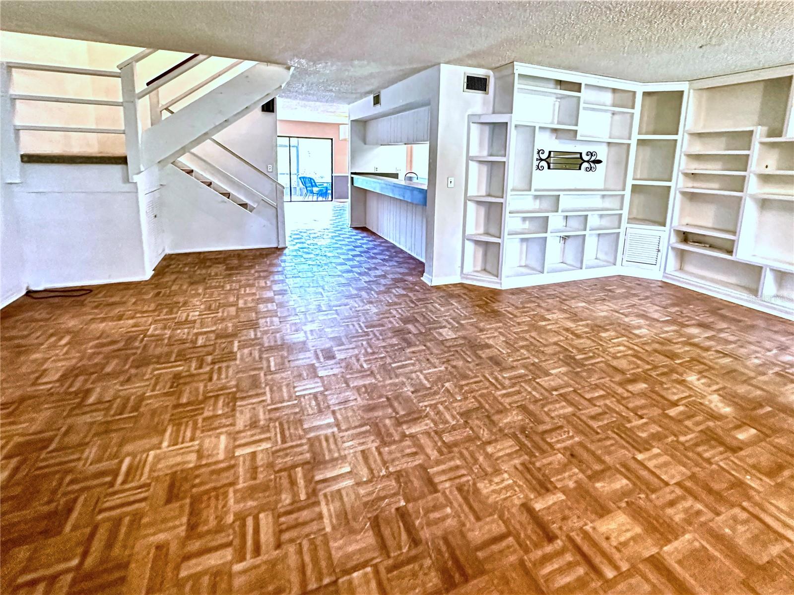 Image 6 of 58 For 5454 Saddlebrook Way Unit # 2