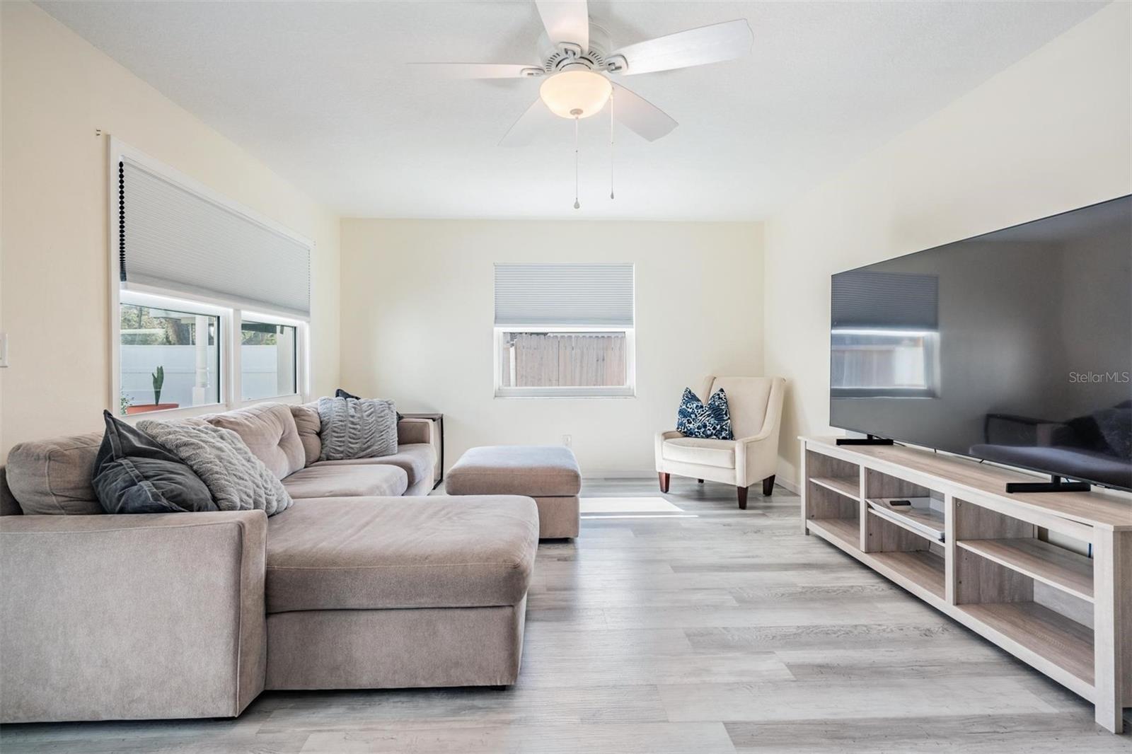 Image 4 of 35 For 4568 67th Street N