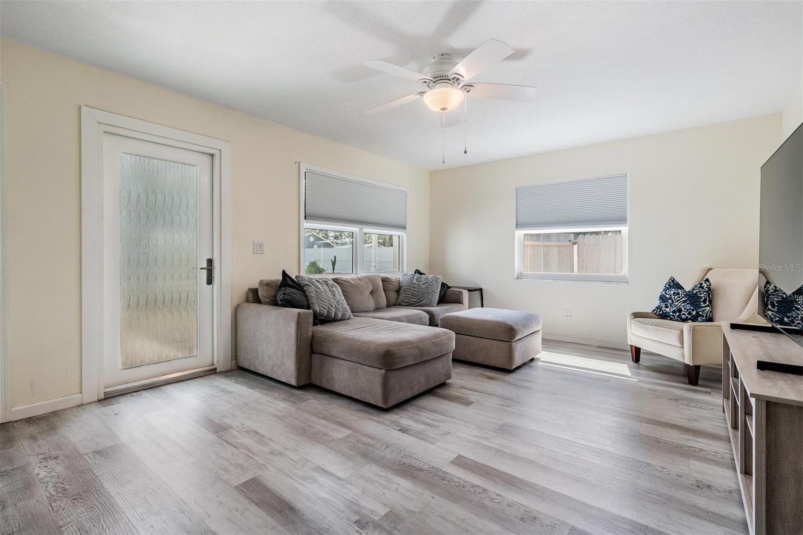 Image 6 of 35 For 4568 67th Street N