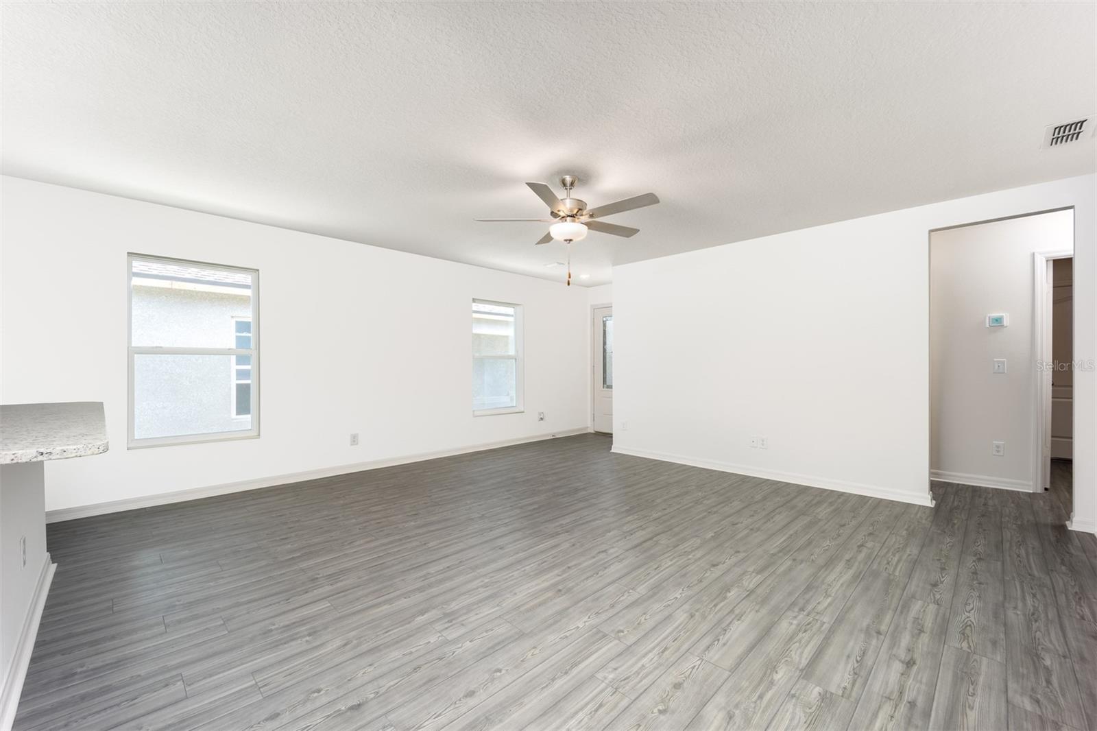 Image 8 of 17 For 3723 Bergamot Street