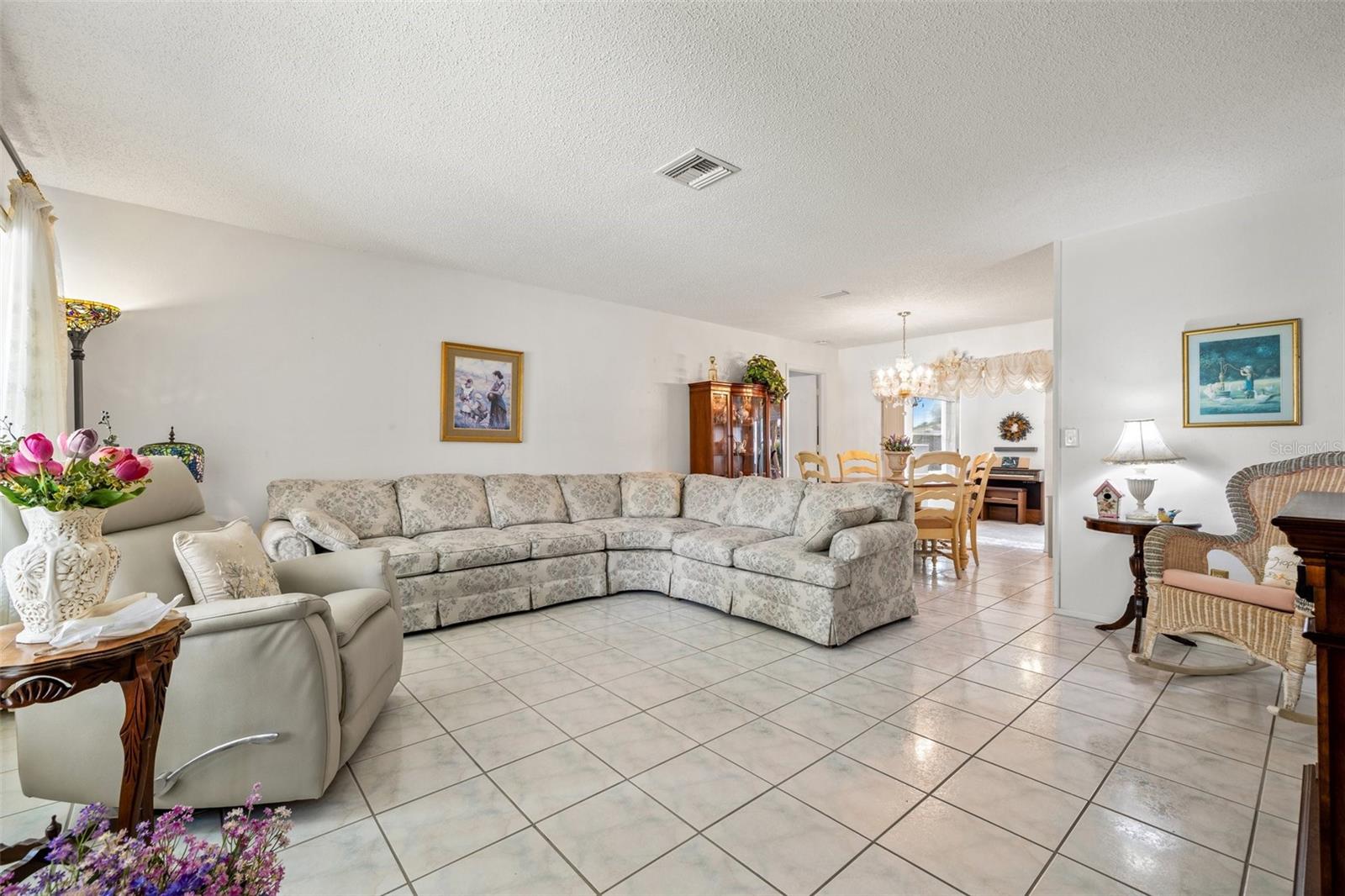 Image 4 of 41 For 3360 Masters Drive
