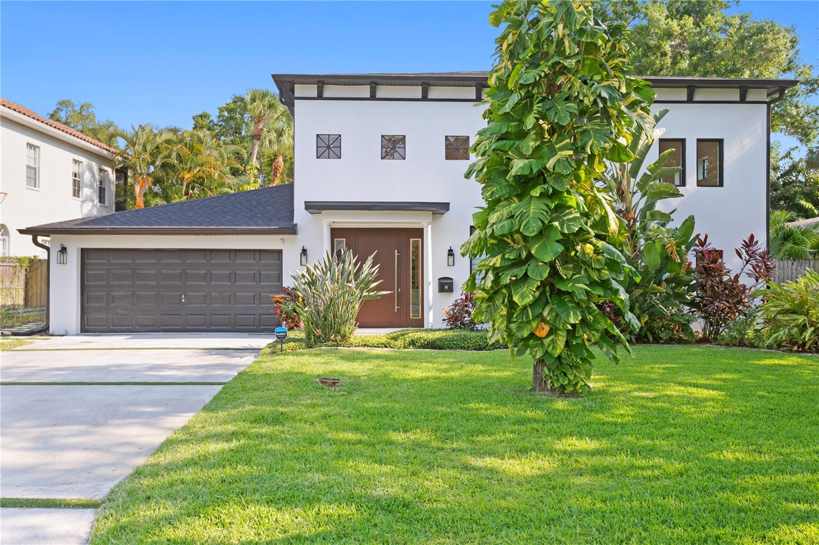 Listing photo id 1 for 4308 Beach Park Drive