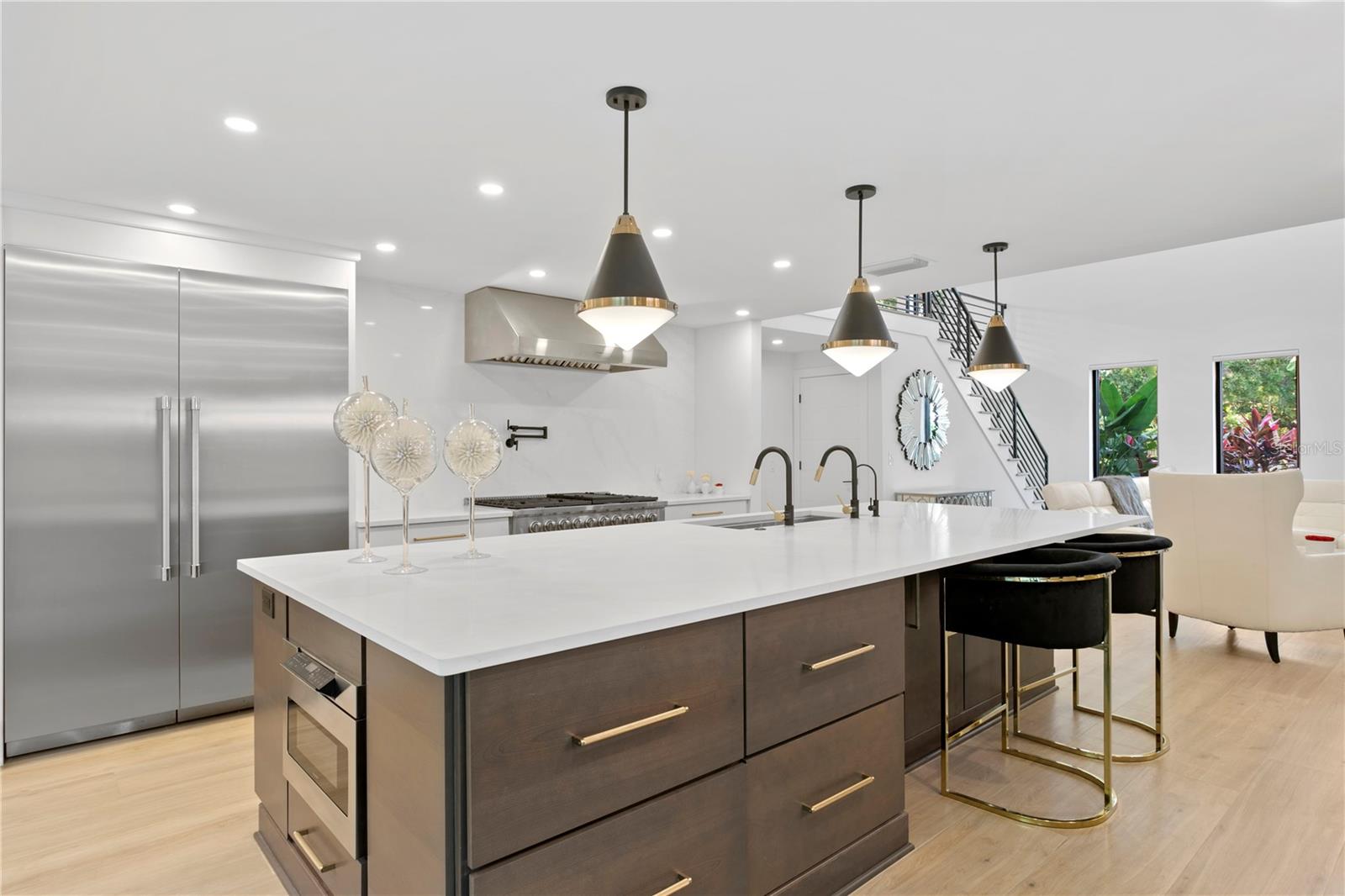 Listing photo id 28 for 4308 Beach Park Drive