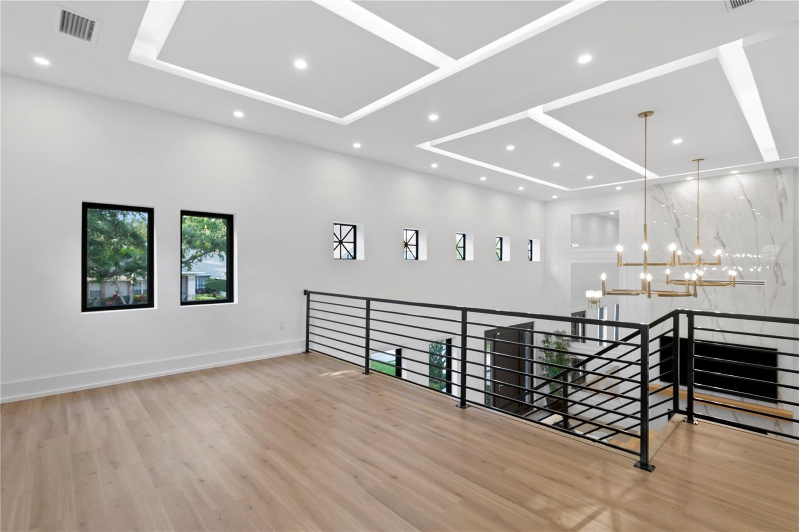 Listing photo id 52 for 4308 Beach Park Drive