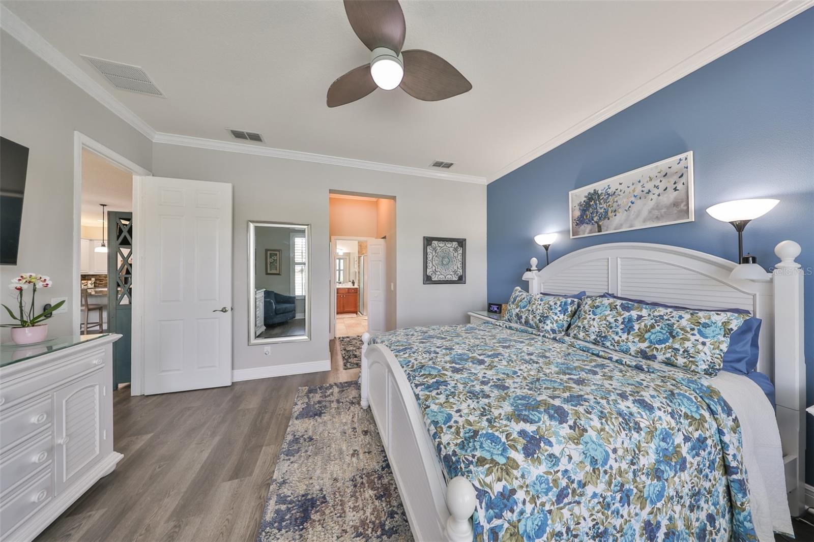 Image 21 of 52 For 4811 Sandy Glen Way