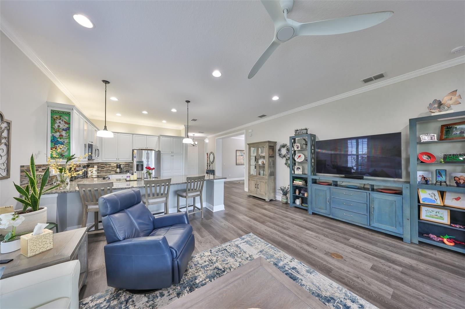 Image 6 of 52 For 4811 Sandy Glen Way