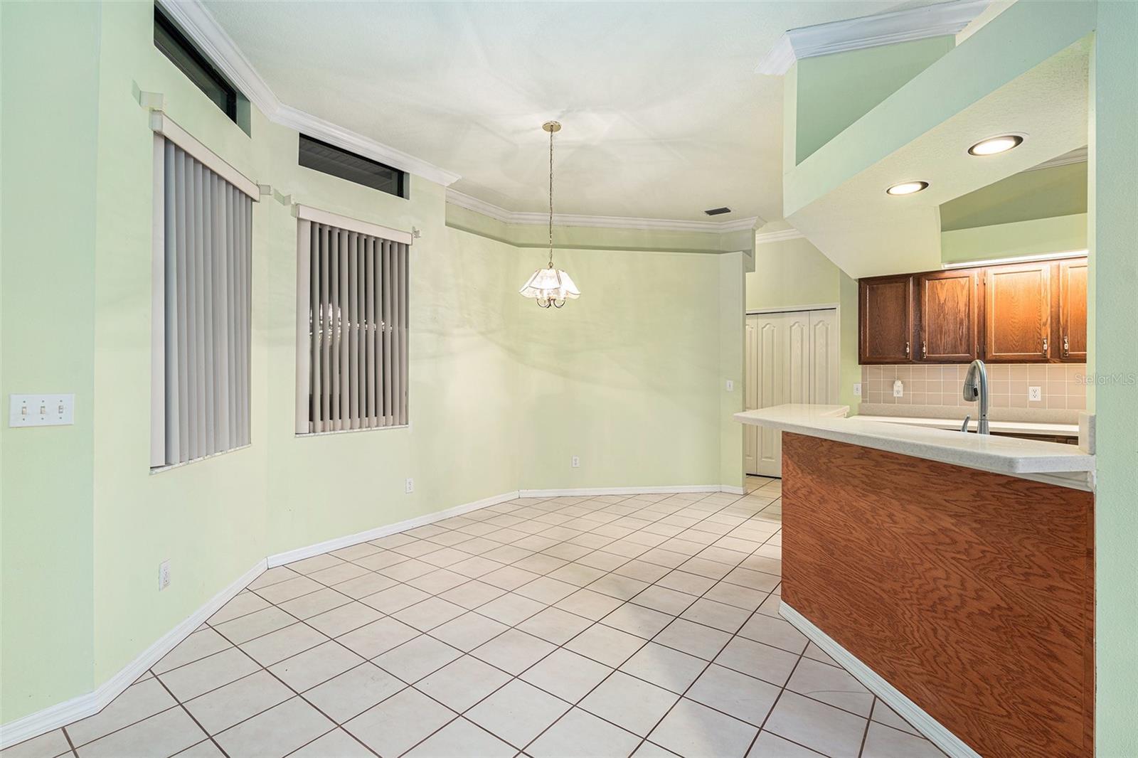 Image 10 of 30 For 3545 Lake Drive
