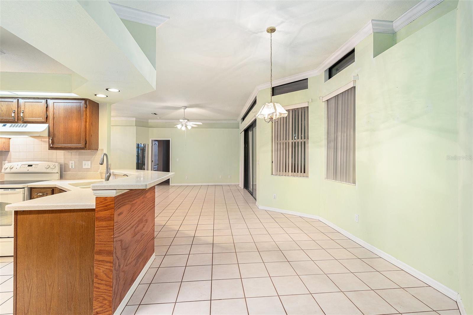 Image 11 of 30 For 3545 Lake Drive