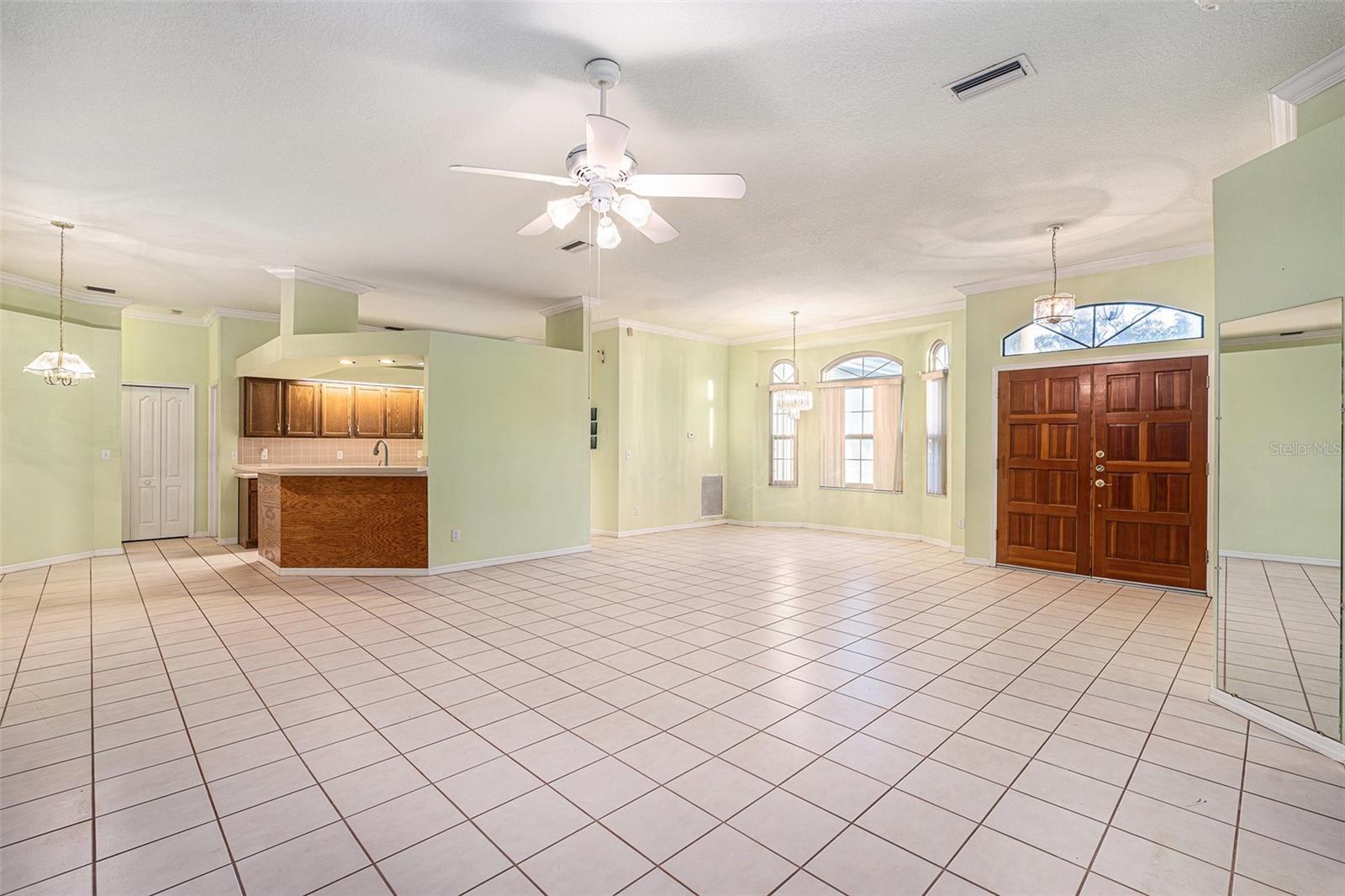 Image 4 of 30 For 3545 Lake Drive