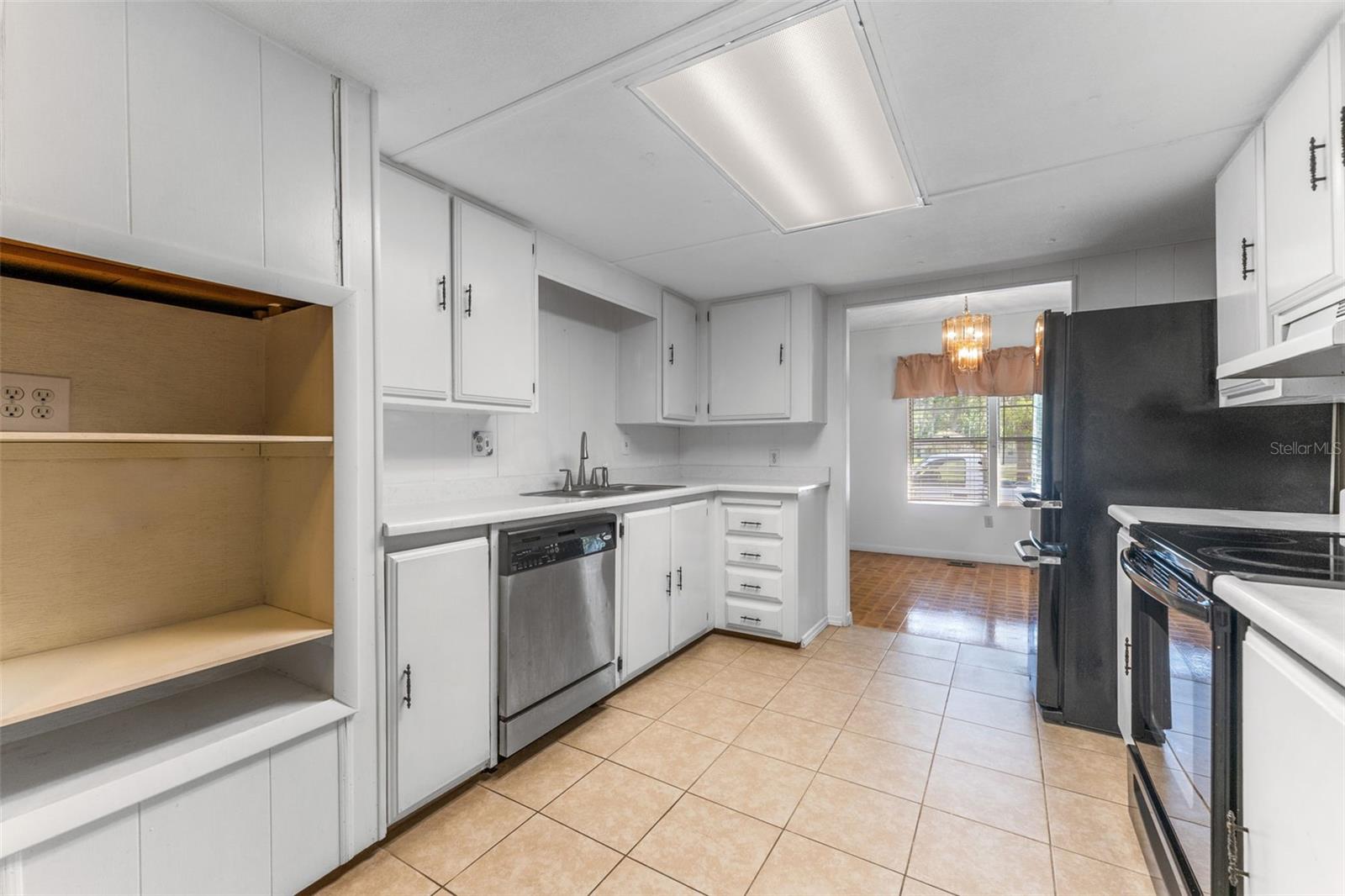 Image 14 of 64 For 21851 Hale Road