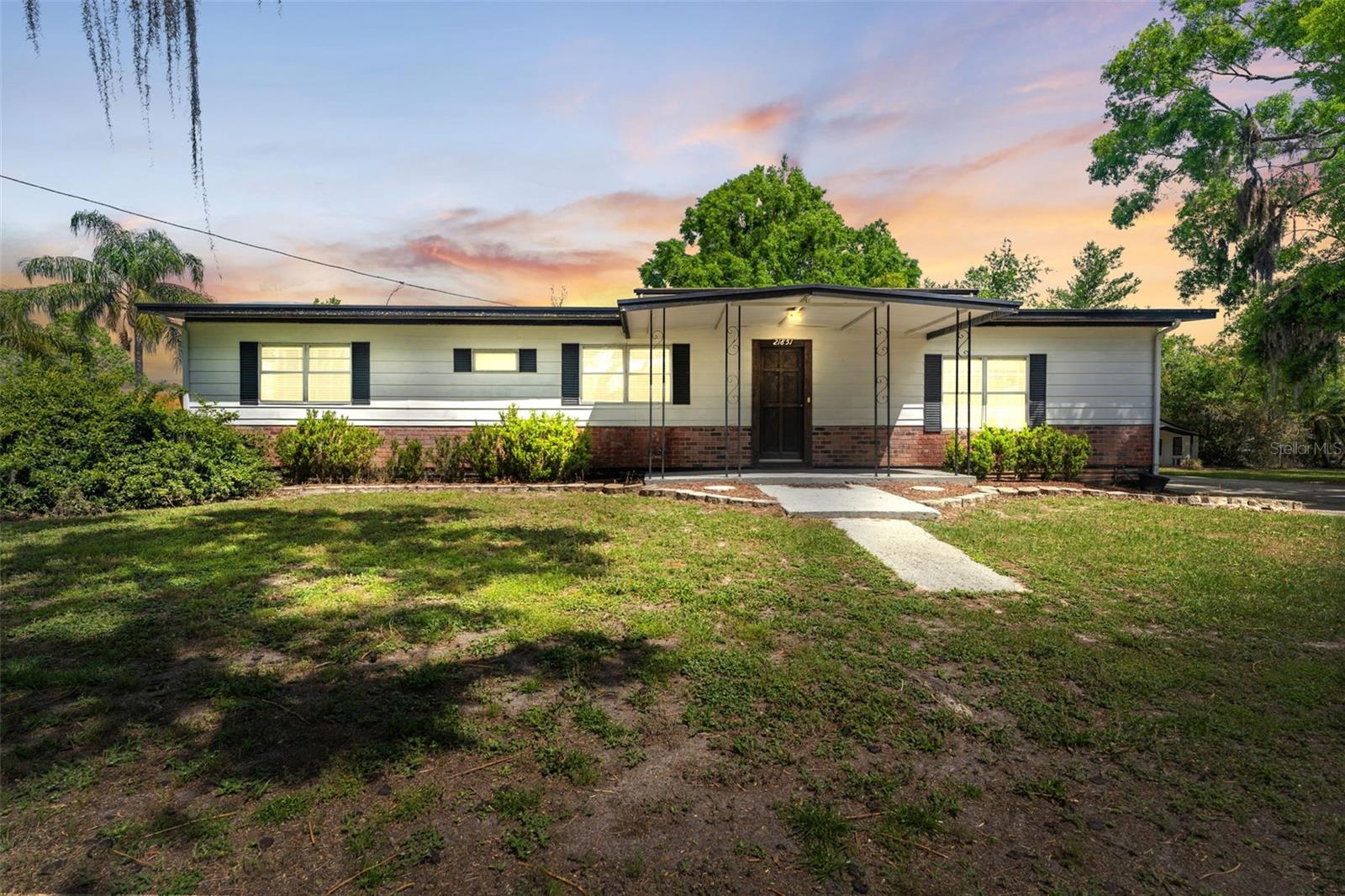 Image 3 of 64 For 21851 Hale Road