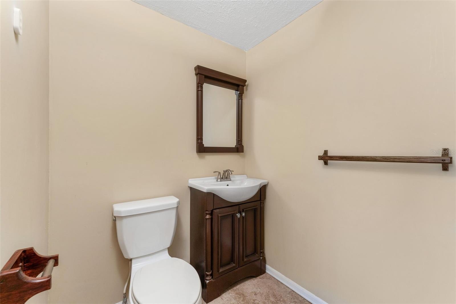 Image 34 of 64 For 21851 Hale Road