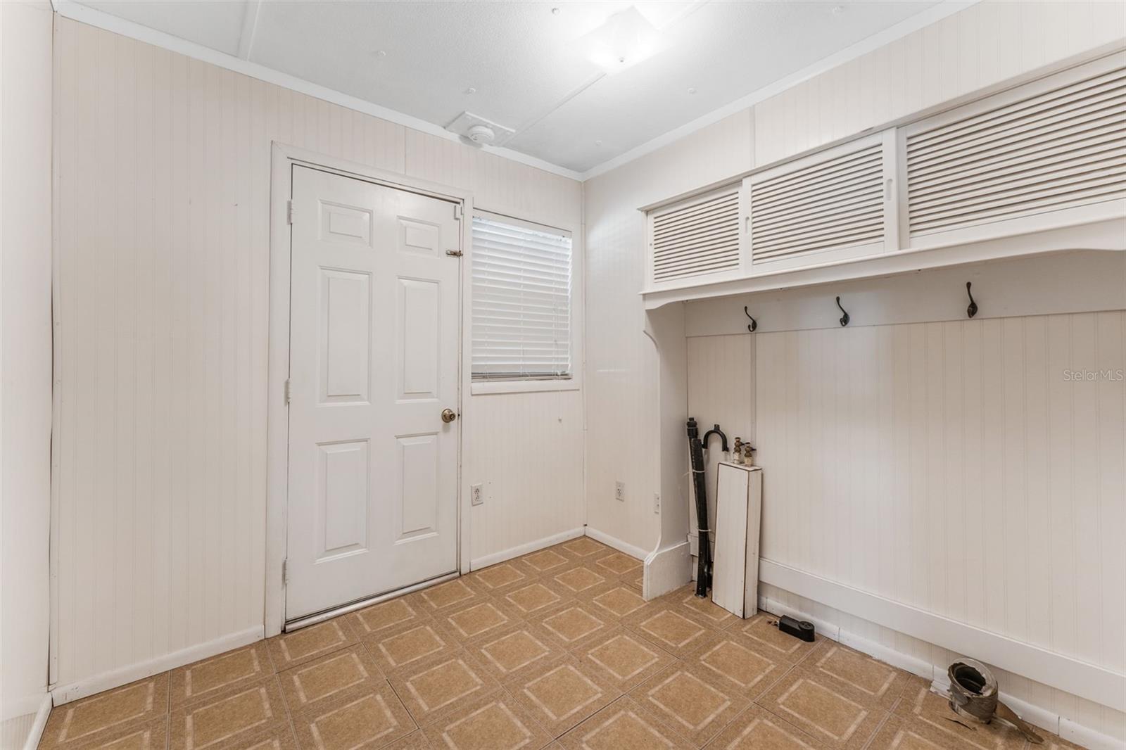 Image 35 of 64 For 21851 Hale Road