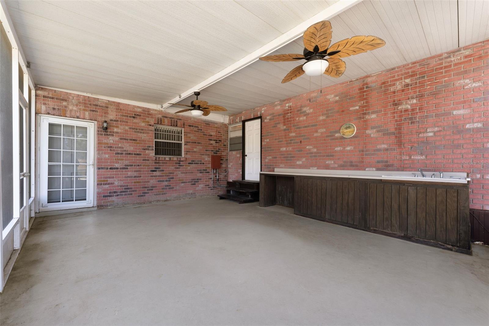 Image 38 of 64 For 21851 Hale Road