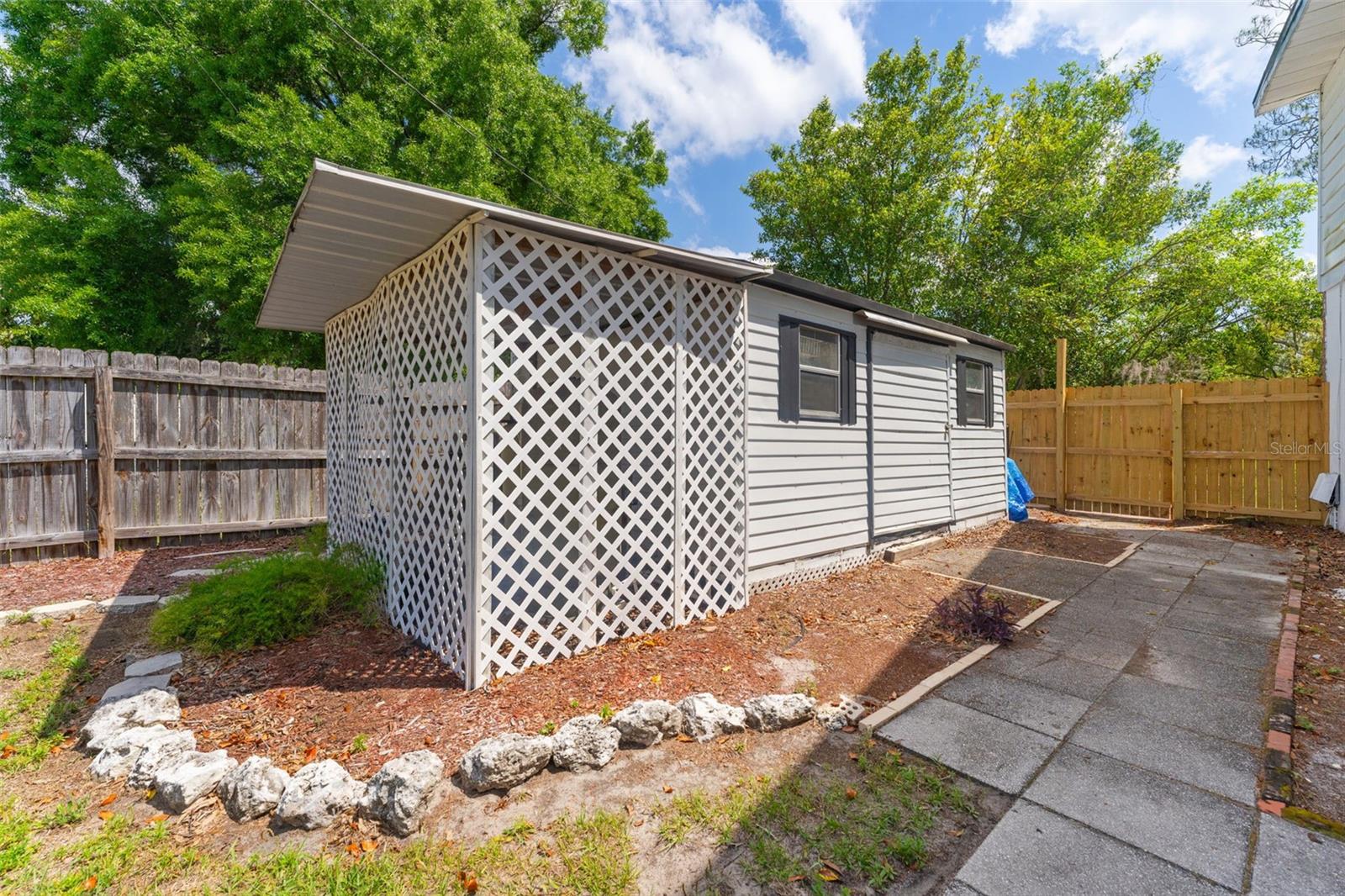 Image 39 of 64 For 21851 Hale Road