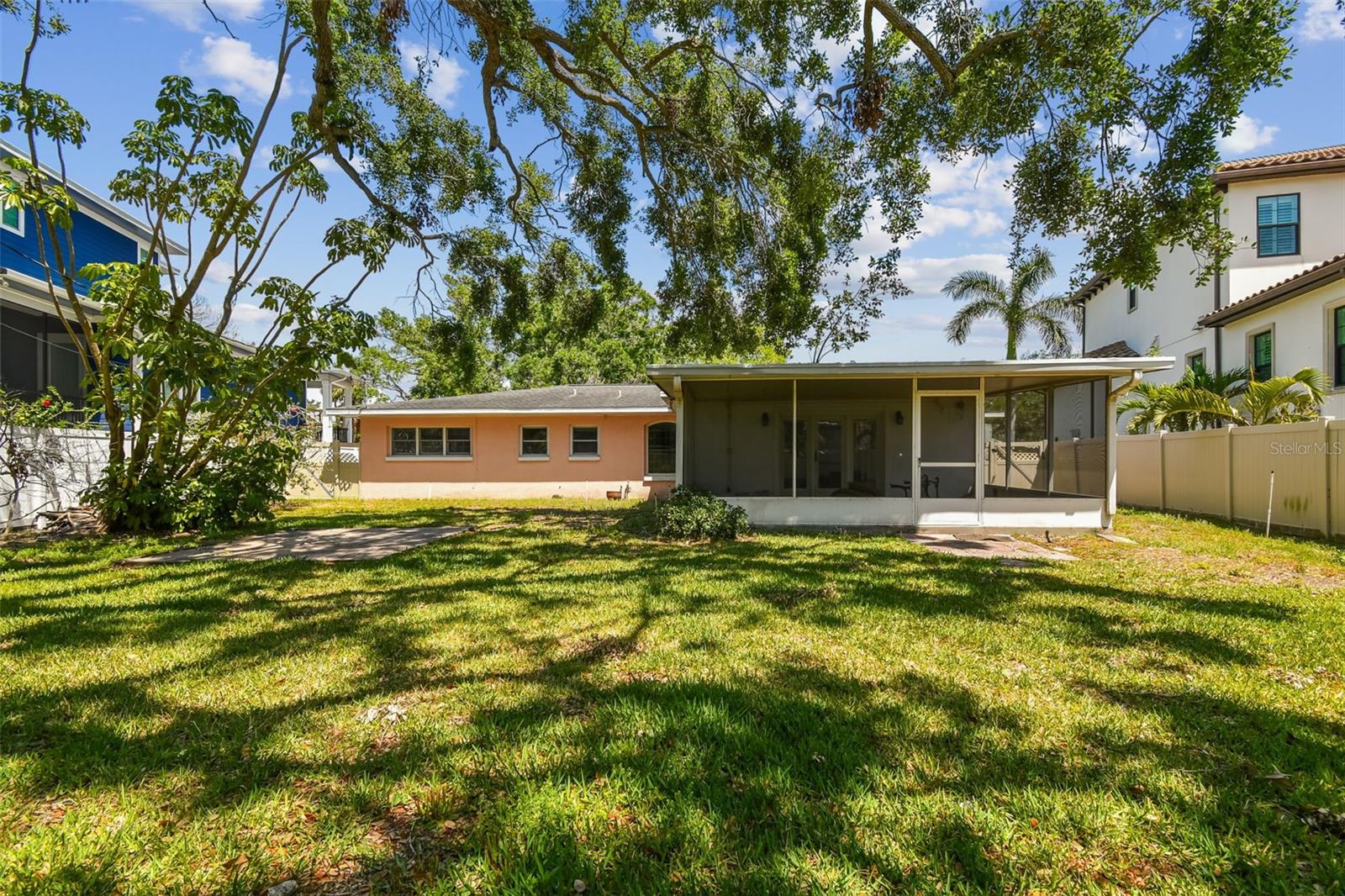 Image 9 of 27 For 2607 Bryant Circle