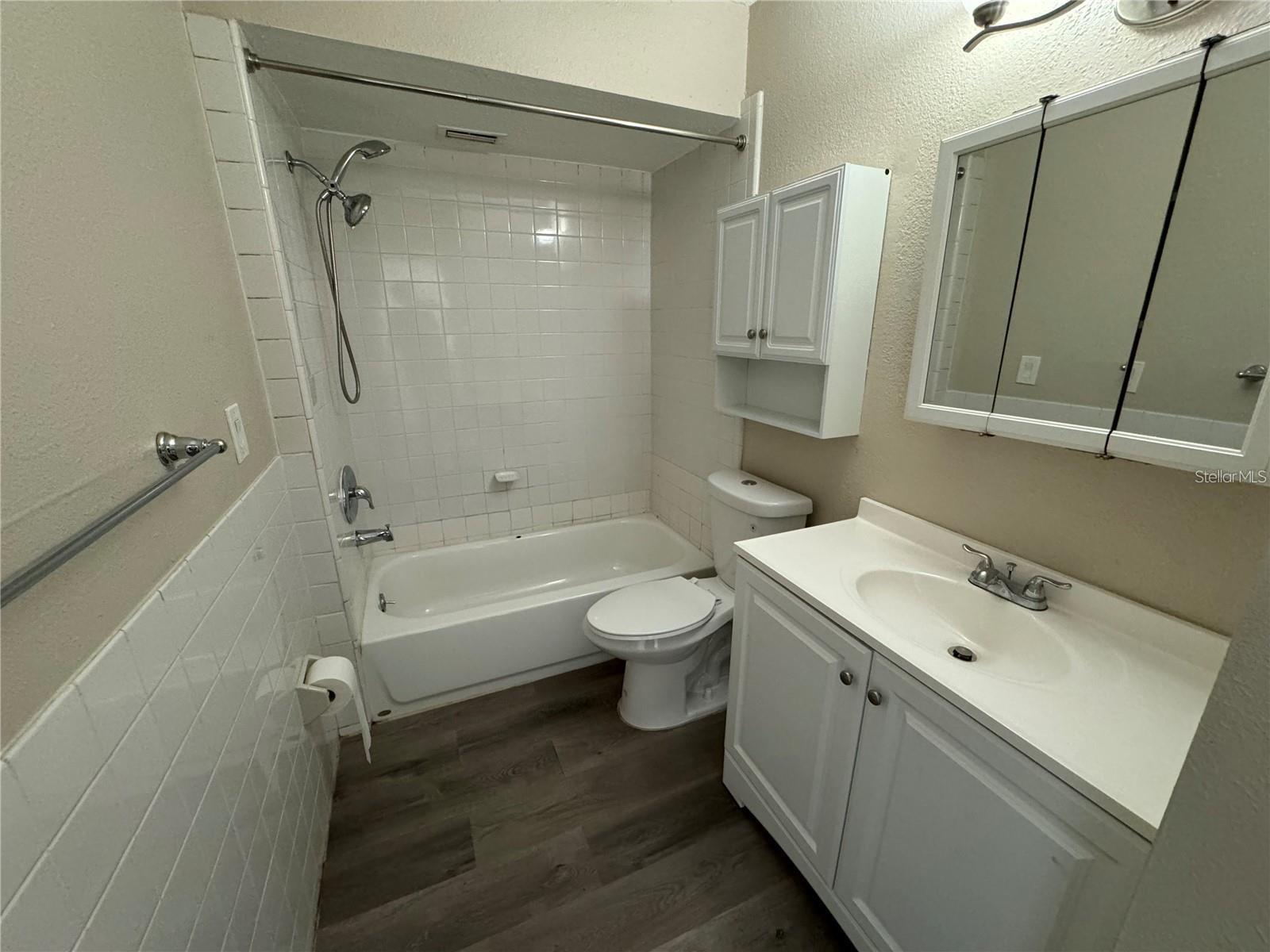 Image 15 of 33 For 310 7th Street N Unit A