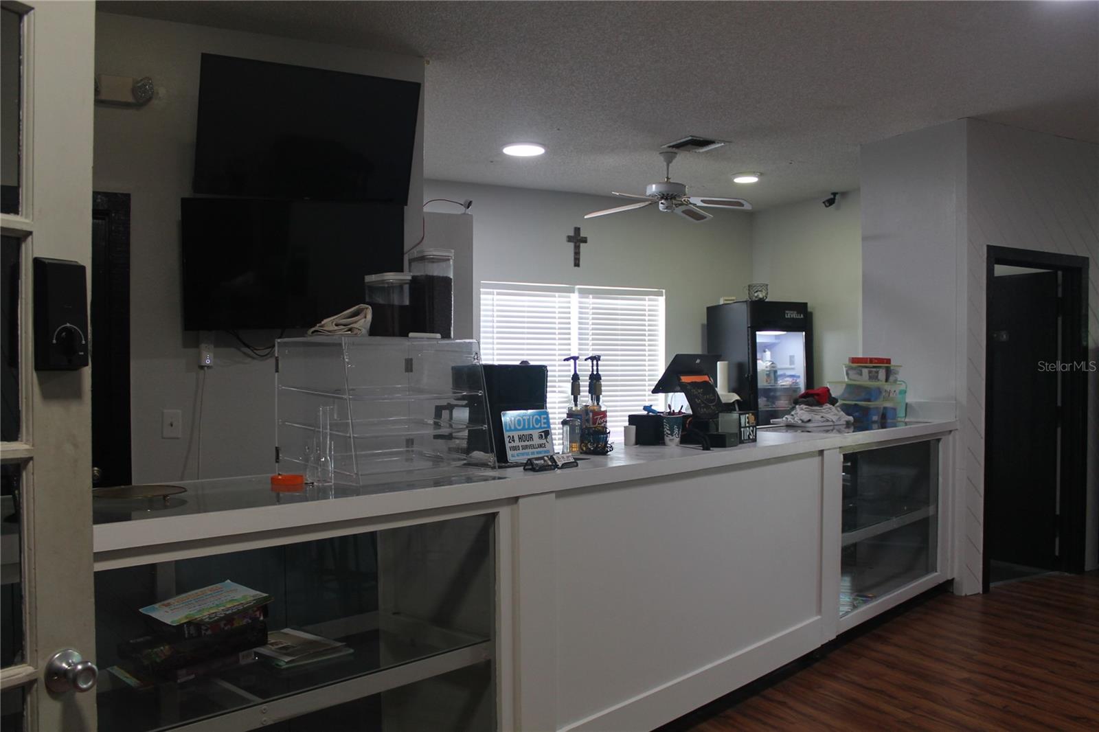 Listing photo id 4 for 8836 Us Highway 19  Cafe