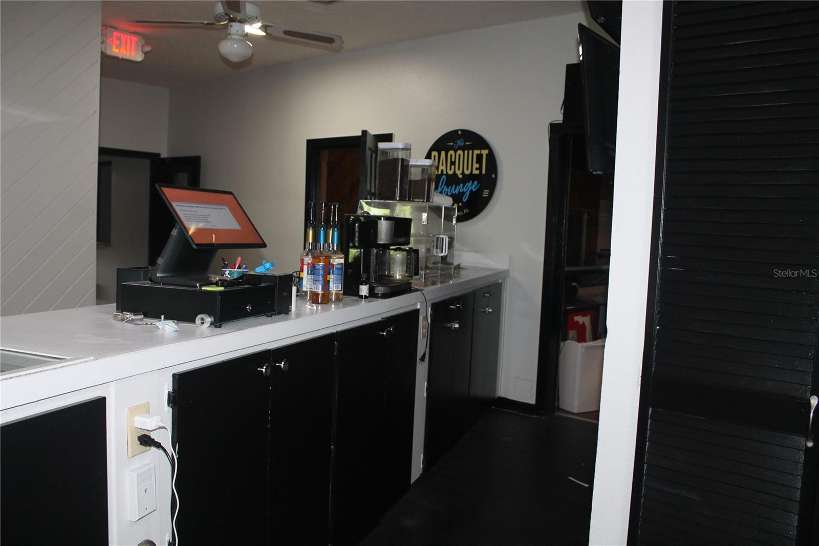 Listing photo id 6 for 8836 Us Highway 19  Cafe